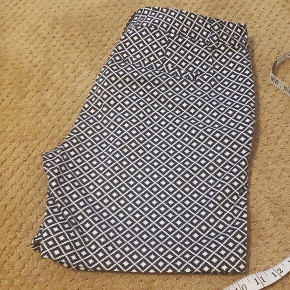 Chaps shorts size 4 - Picture 6 of 7